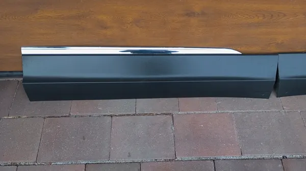 VW TIGUAN II Door Trim Right Front 5NA854939P/N image 3