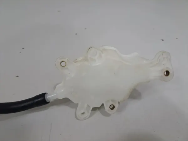 BMW Jarrujäämäsäiliö OEM 5A01A48 - Käytetty image 10