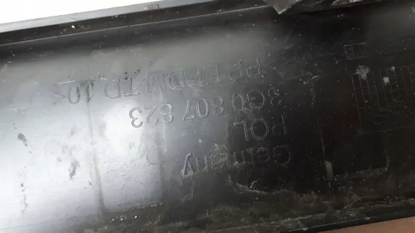 OEM 3G0807823 VW Passat B8 R-Line Takapuskurin Lista image 5