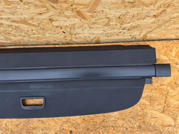 Skoda Superb III Kombi kofferbakrolgordijn OEM 3V9867871A image 6