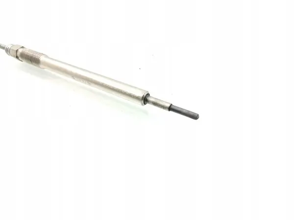 Esilämmityspistoke Toyota Avensis 2.2 D-4D OEM 19850-26022 image 4