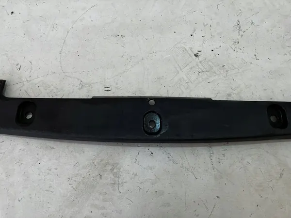 Toyota Prius III Takapuskuri Trim image 4