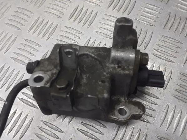 Distribuidor de Combustible Mitsubishi Carisma 1.8 GDI MR420916 image 2