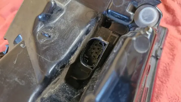 Luz trasera izquierda MERCEDES GLE W167 image 6