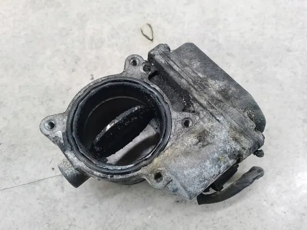 Kaasutin OEM 4E0145950D Audi A6 C6 3.0 TDI:lle image 5