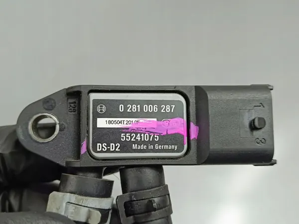 Peça compartimento motor Jeep Cherokee OEM 0281006287 image 4