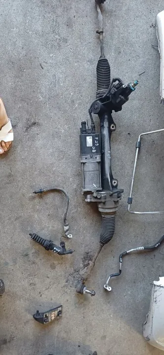 Bomba de direção assistida elétrica OEM 7003220003 BMW image 2