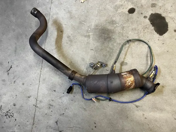 Höger avgasrör OEM 97011335027 Porsche image 2