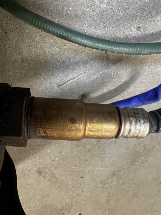 Höger avgasrör OEM 97011335027 Porsche image 4