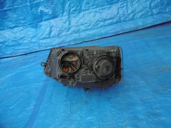 VW T5 LIFT 09-15 Farol Direito 7E1941016J image 8