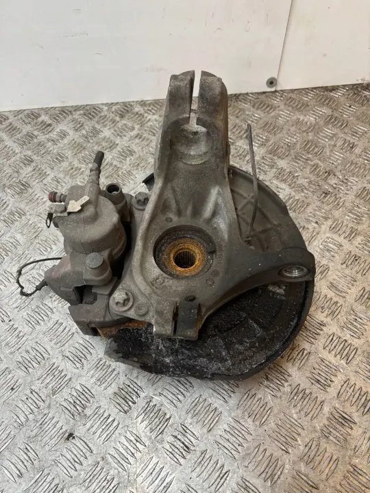 Oikea ohjausnivel OEM CLI22734 Alfa Romeolle image 2