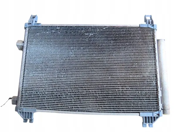 Ilmastointijäähdytin Toyota Yaris II 1.4 D4D 2005-2011 OEM image 2