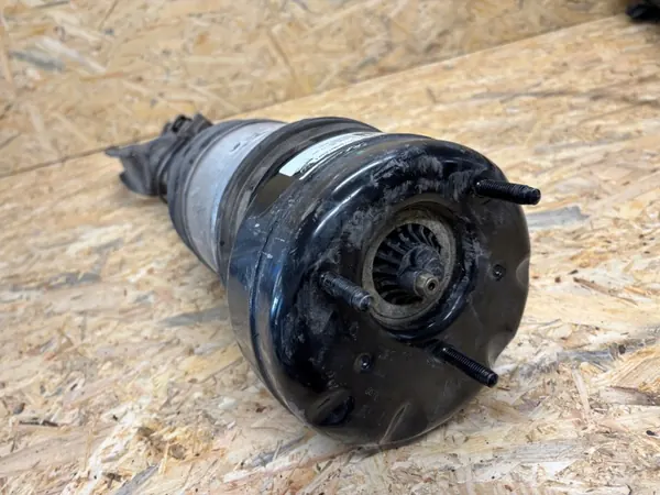 Mercedes GLE W167 Voor linker schokdemper OEM A1673201303 image 4