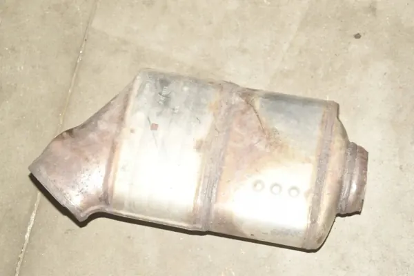 OEM 8698977 Pakoputken säiliö BMW 3 G20/G28 image 3