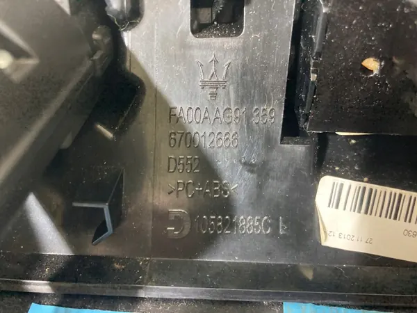 Cobertura consola Maserati Ghibli III OEM 6700184630 image 4