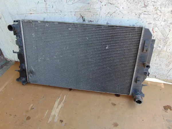 Waterkoeler VW Crafter 2.5 TDI image 5