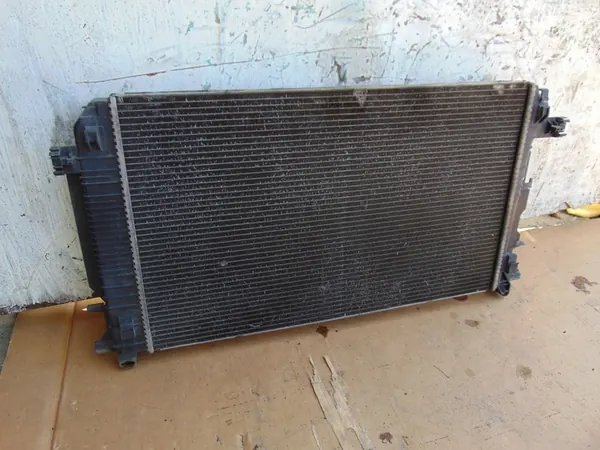 Waterkoeler VW Crafter 2.5 TDI image 9