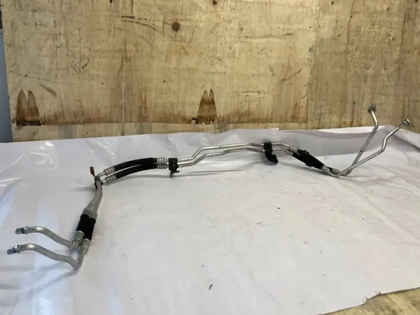 Conducto aceite caja Alfa Romeo Giulia 2.2 OEM 50536783 image 2