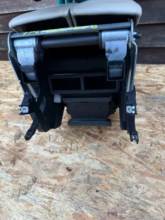 Armstöd OEM 7P6864207B för Volkswagen Touareg II image 10
