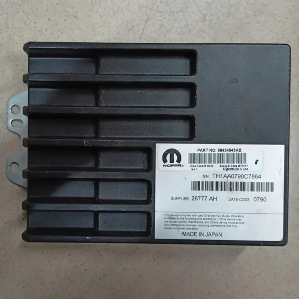 Jeep Wrangler JL Audioversterker OEM 68434945AB image 2