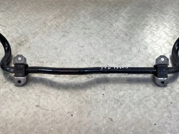 Lincoln Corsair etuvakain OEM NX6T14401 image 6