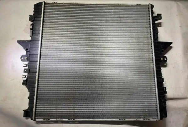 Radiateur Land Rover PCC500040 pour Discovery 3 L319 image 2