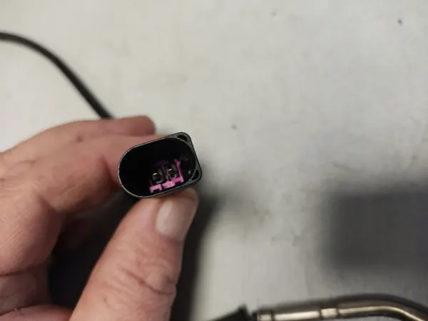 Sensor de Temperatura de Escape VW Golf 6 1.6TDI 2.0TDI image 3