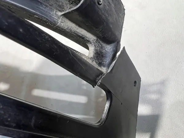 Voorlinker Bumper Glijder OEM A1678855303 Mercedes image 5