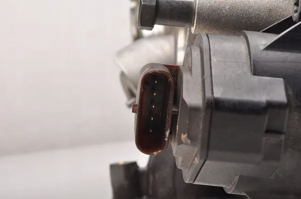 VOLVO XC90 S90 V90 2.0 D5 Turbocompresor 31459963 image 8