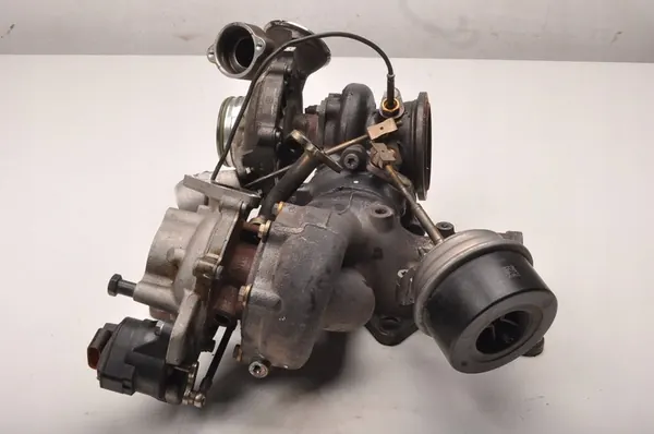 VOLVO XC90 S90 V90 2.0 D5 Turbocompresor 31459963 image 9