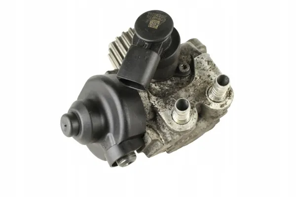 OEM 0445010514 ruiskutuspumppu VW Touranille image 3