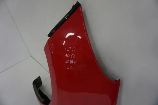 HYUNDAI i20 2010 Främre Vänster Skärm Röd image 2