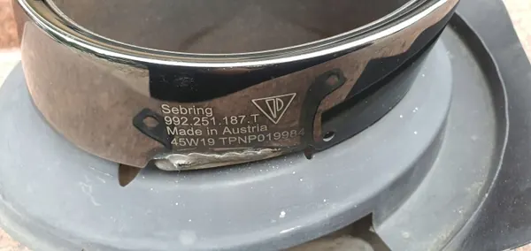 Porsche 911 992 Uitlaateinden OEM 992251188T/992251187T image 8