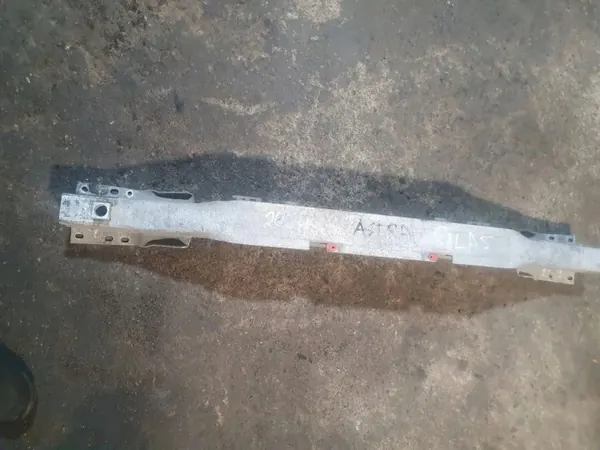 Achterbumperligger OEM 13125144 Opel Astra H image 2