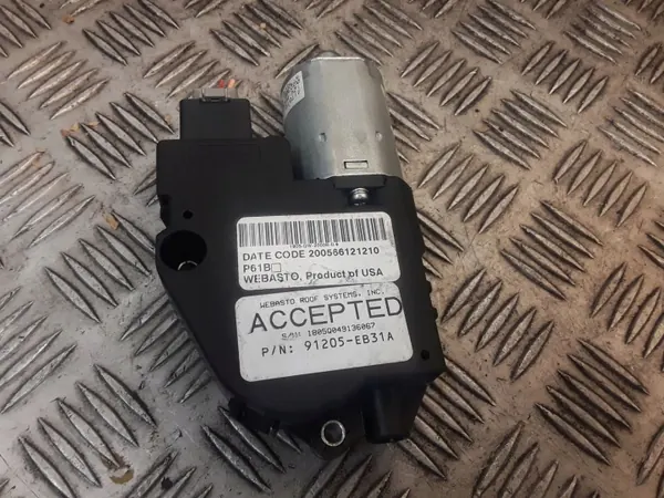 Módulo de techo solar Nissan Pathfinder R51 OEM 91205EB31A image 3