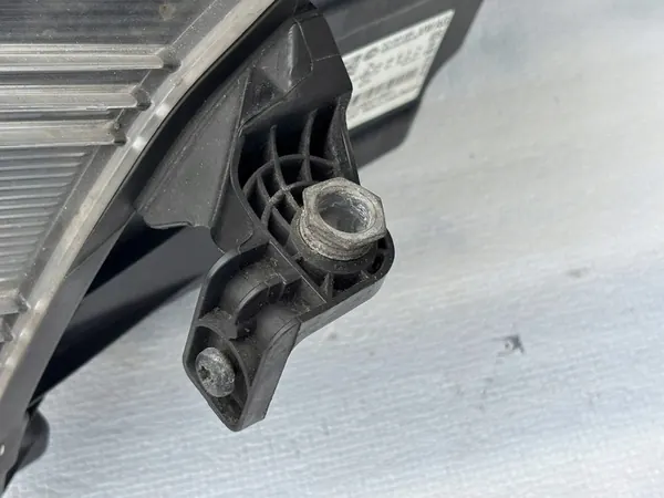 VW CRAFTER II MAN TGE Farol Direito H7 2017-2023 image 3