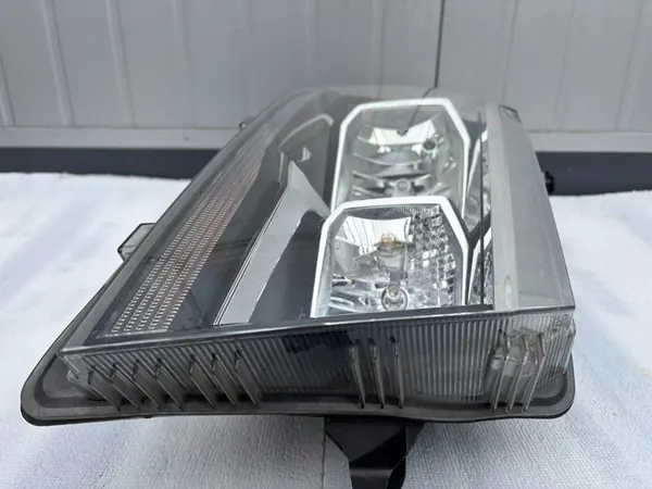 VW CRAFTER II MAN TGE Farol Direito H7 2017-2023 image 7