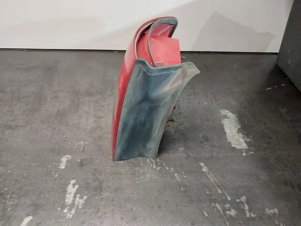 AUDI A6 C5 Kombi Lámpara Trasera Izquierda 4B9945095F image 10