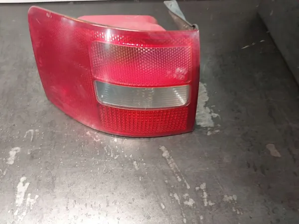 AUDI A6 C5 Kombi Lámpara Trasera Izquierda 4B9945095F image 5