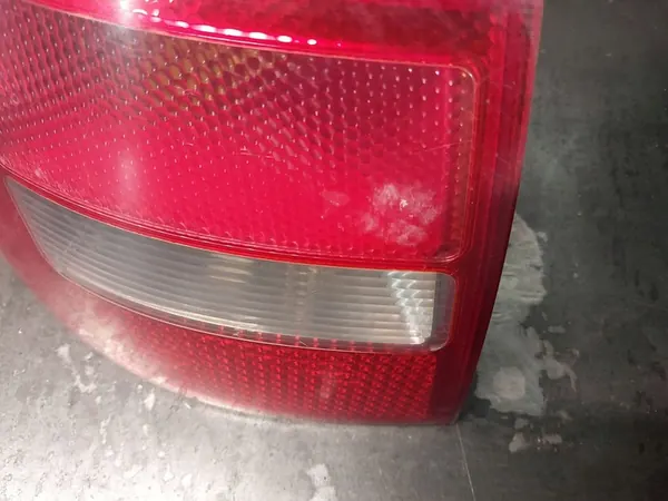 AUDI A6 C5 Kombi Lámpara Trasera Izquierda 4B9945095F image 6
