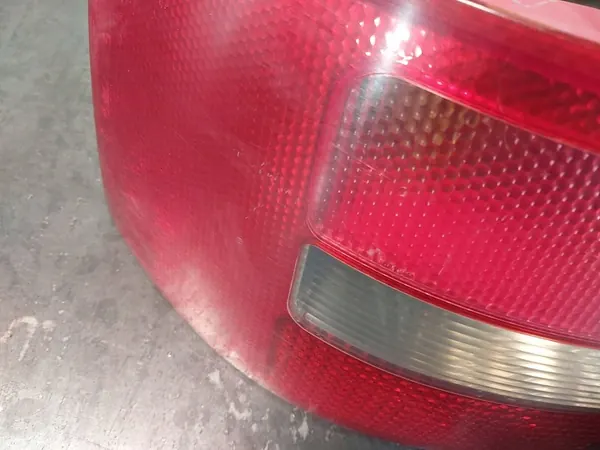 AUDI A6 C5 Kombi Lámpara Trasera Izquierda 4B9945095F image 7