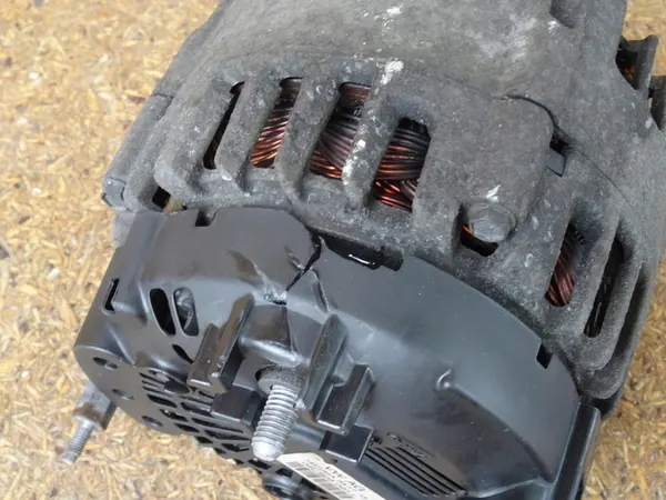 GOLF VII AUDI A3 8V Q3 8U LEON III 2.0 TDI Vaihtovirtageneraattori image 3