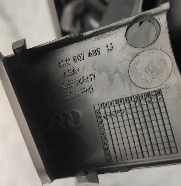 Farol de neblina halógeno esquerdo dianteiro AUDI Q7 4L0 image 6