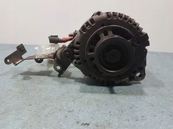 RENAULT VEL SATIS 3.5 V6 ALTERNATOR 8200207287 image 2