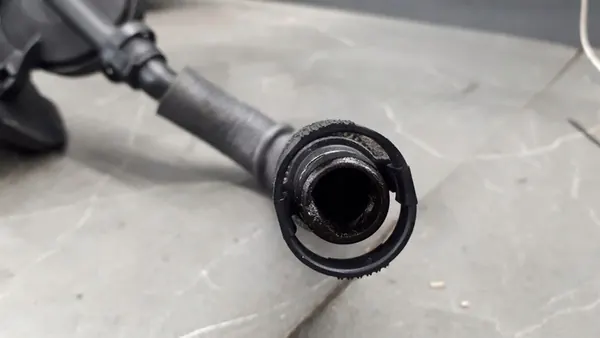 Öljyseparatori BMW E87 E90 E91 image 4