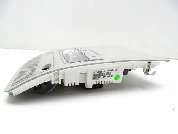 Luz interior Audi Q3 OEM 8X0947135AG - Usado image 6