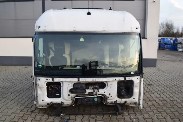 Squelette de Cabine Mercedes-Benz OE Sans Portes - Occasion image 7