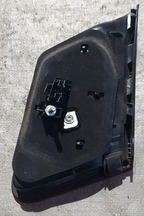 MERCEDES E-KLASSE W212 LIFT SEDAN LINKER ACHTER LED LICHT A2129060903 image 2