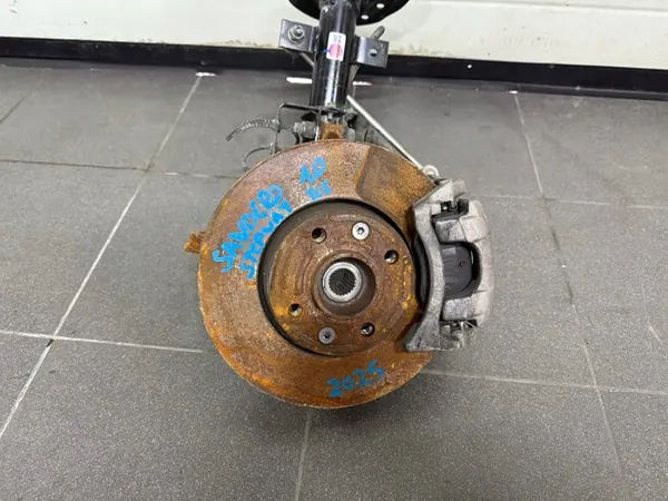 OEM 543026804R Oikea Etujousi Dacia Sandero image 3