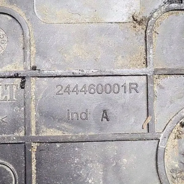 Renault Laguna III akkukansi OEM 244460001R image 4
